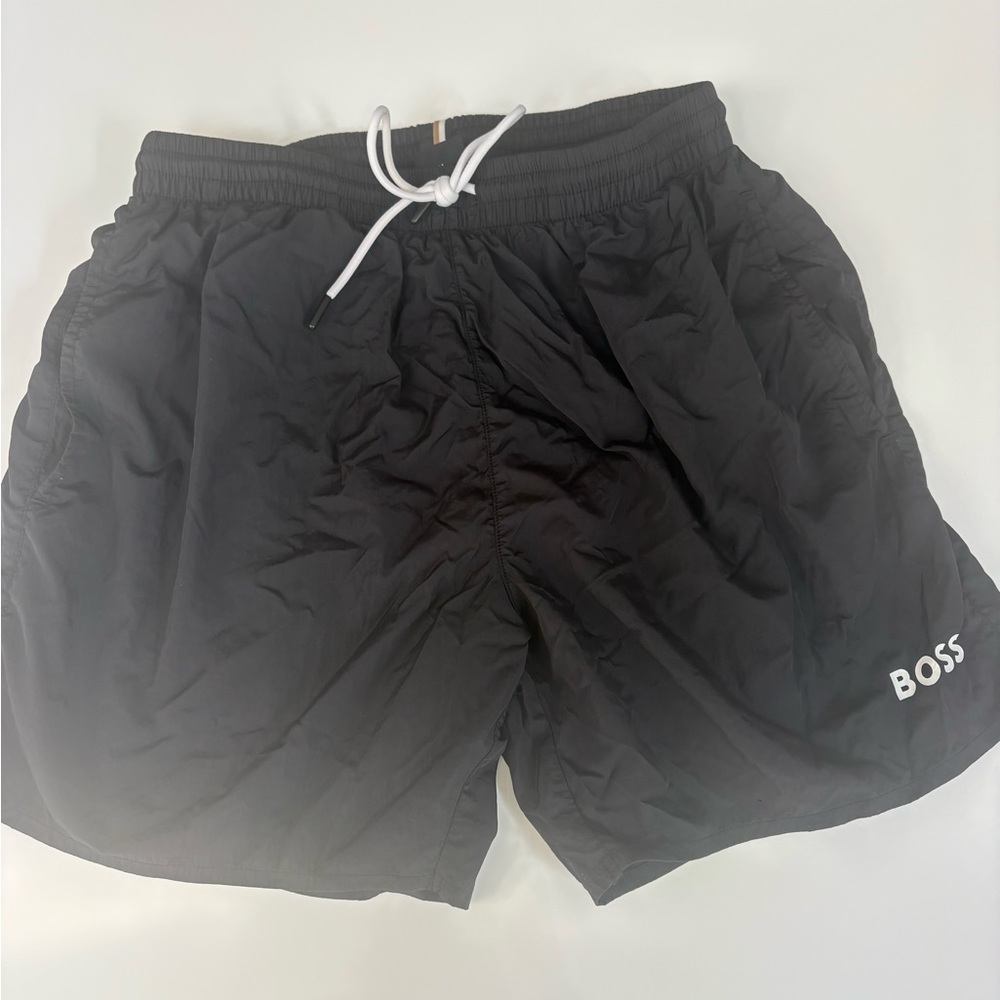 HUGO BOSS men’s swimsuit size medium perfect condition in black